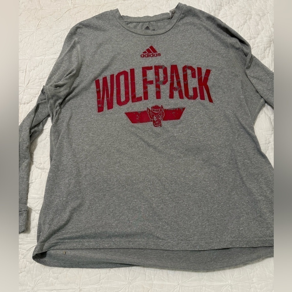 Men's ADIDAS CLIMALITE NCSU WOLFPACK Long-Sleeved Athletic Tee SZ L
